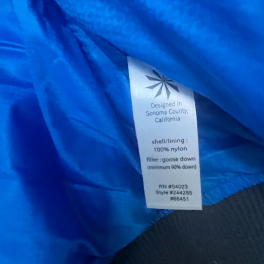 Puffer Jacket - Picture 6 of 8